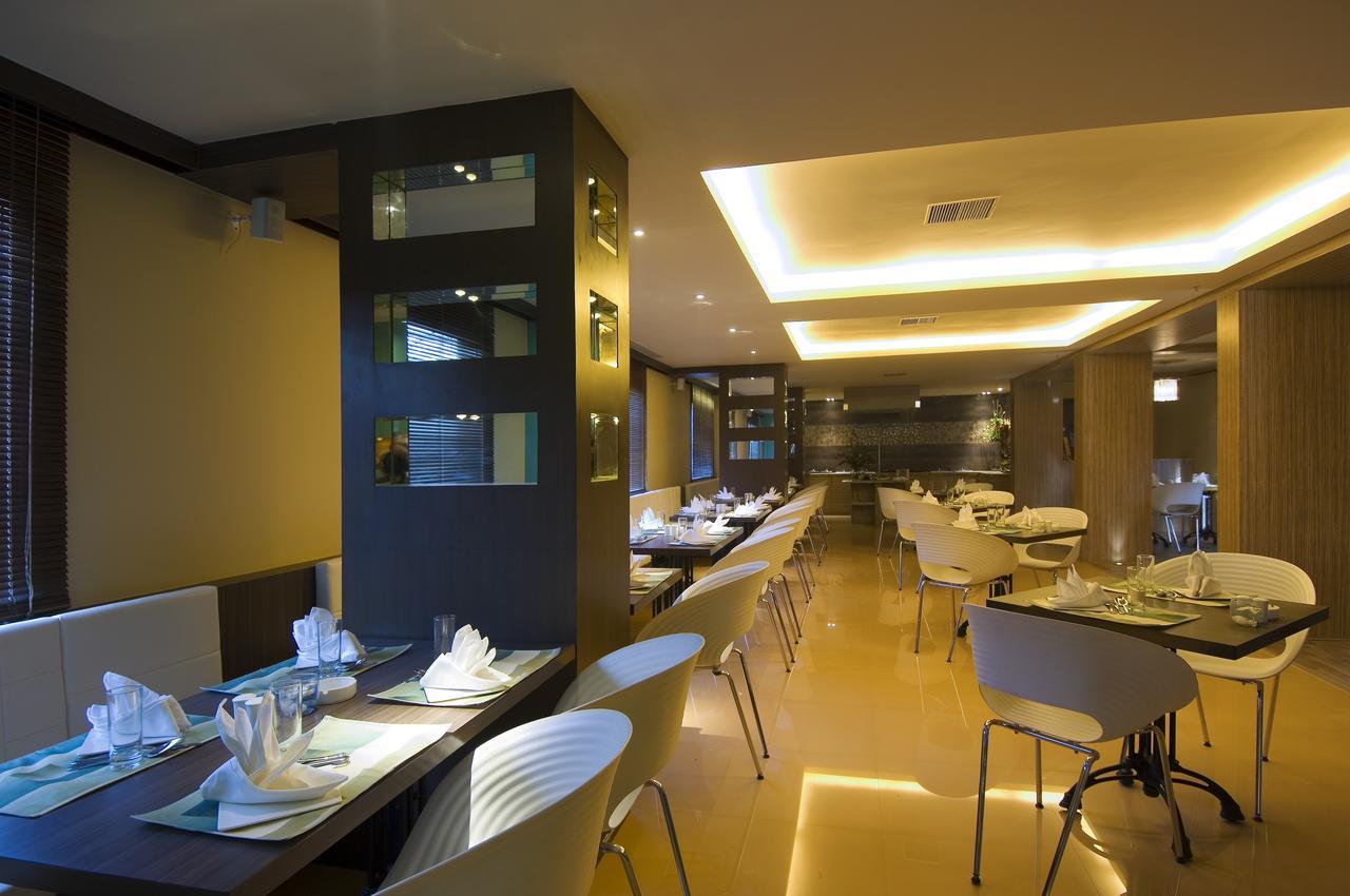Mapple Whitefield Bangalore Restaurant foto